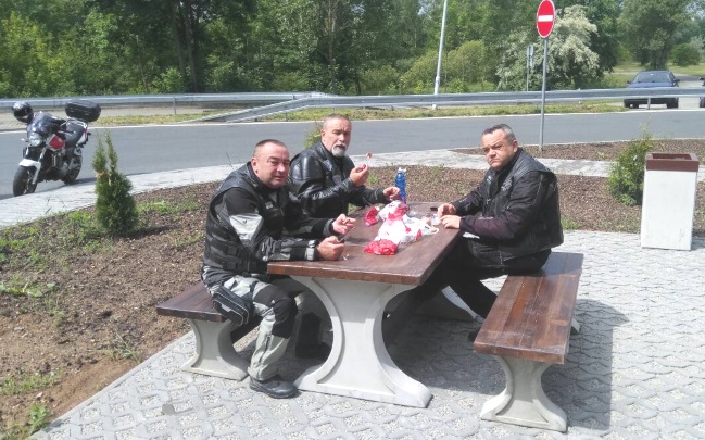Doručak na autoputu