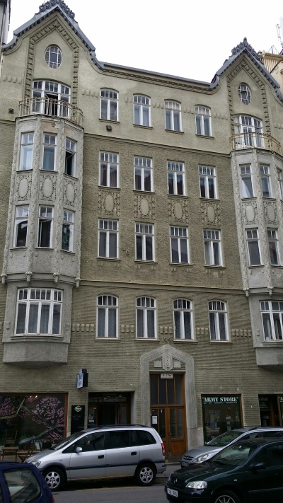 Army shop, centar Brna
