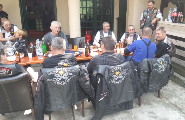 MK Kumovi i MK Ki Riders, naši domaćini u S. Crnji